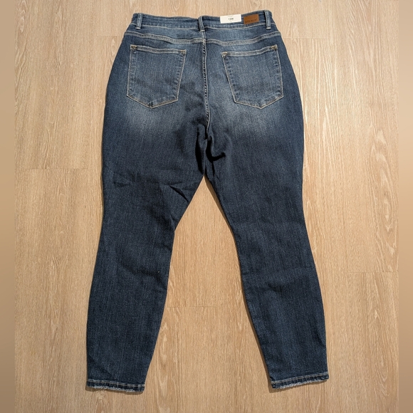 Judy Blue Jeans Women's 18W Skinny Fit High Waist Button Fly Stretch NWT - Picture 8 of 13